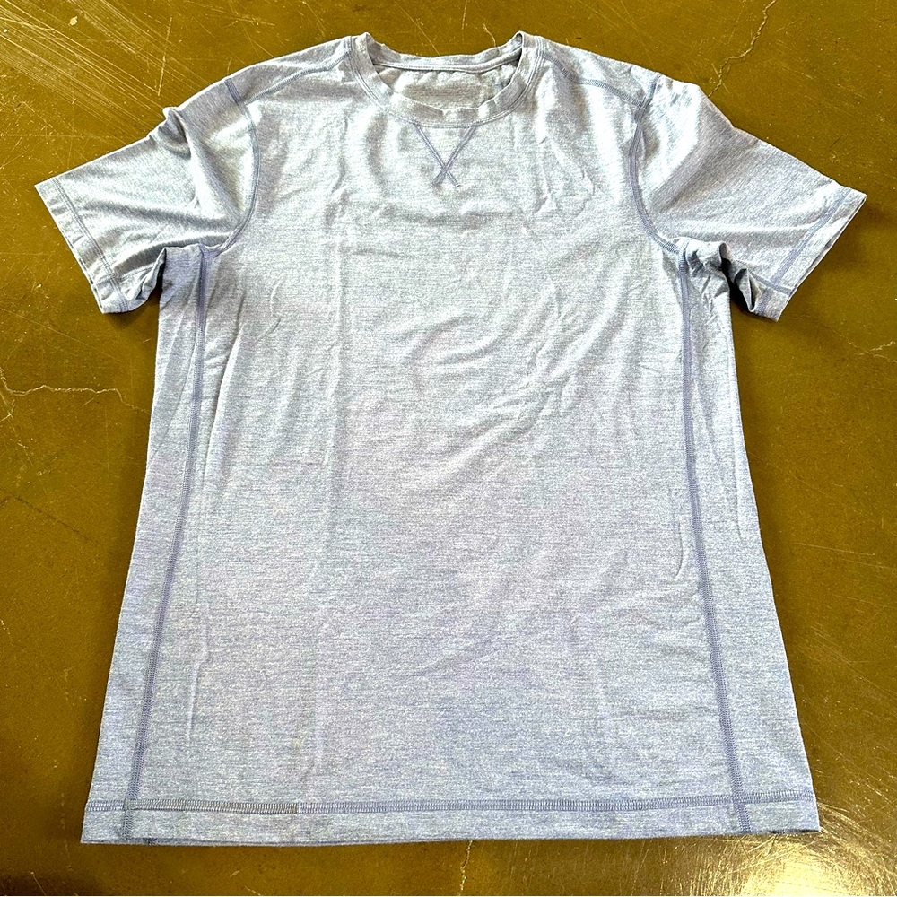 Lululemon Men’s Short Sleeve Tee Shirt
